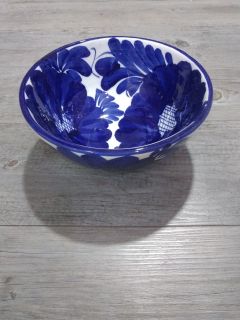 Cuenco cerámica tomat. Azul 23x11,5cms.