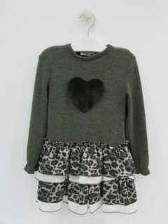 Vestido con corazón peludito para niña