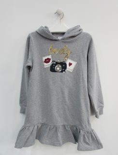 Vestido con capucha para niña