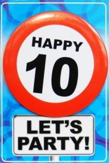 Tarjeta de cumpleaños con chapa happy 10