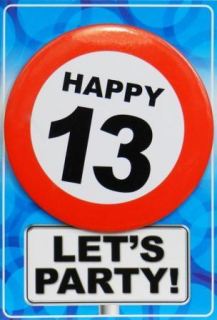 Tarjeta de cumpleaños con chapa happy 13