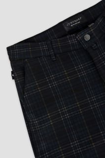 Pantalón Crocquer slim fit de punto cuadros