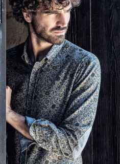 Camisa Gendive estampado girasoles