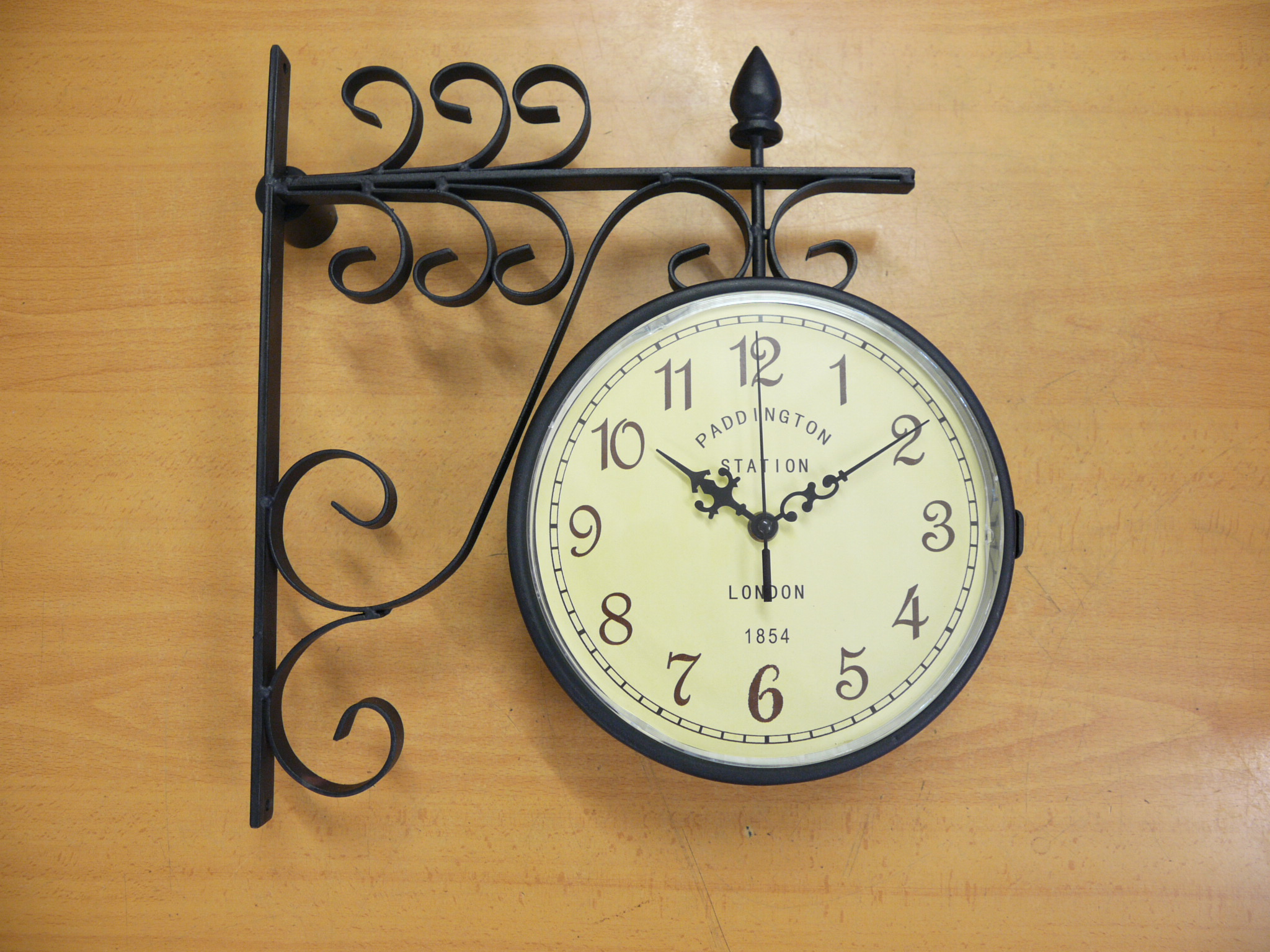Reloj estacion adornos CERAMICAS BUIGUES SERRA