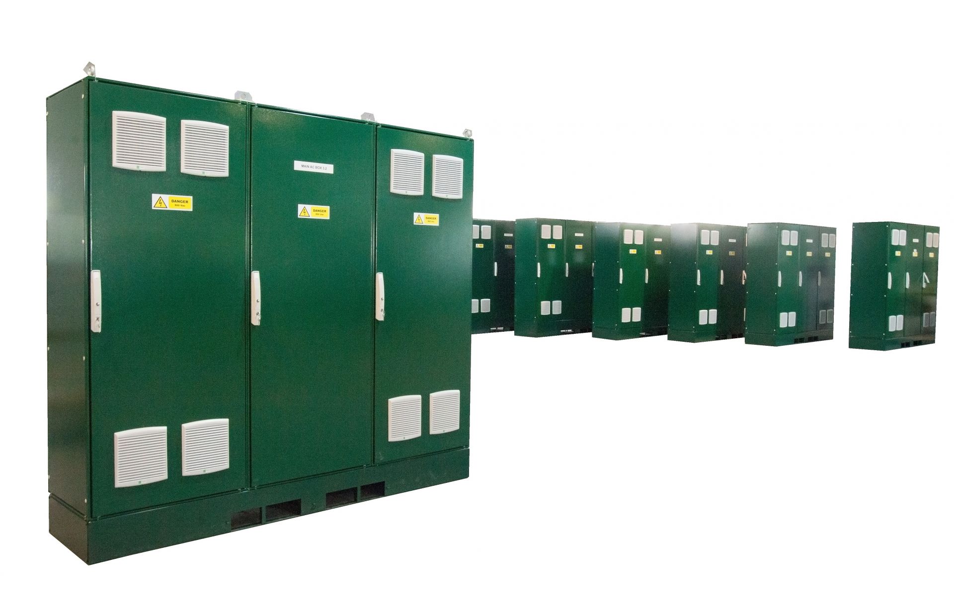 WEG AUTRIAL supplies 800Vac cabinets for a 50MW PV plant in the UK.