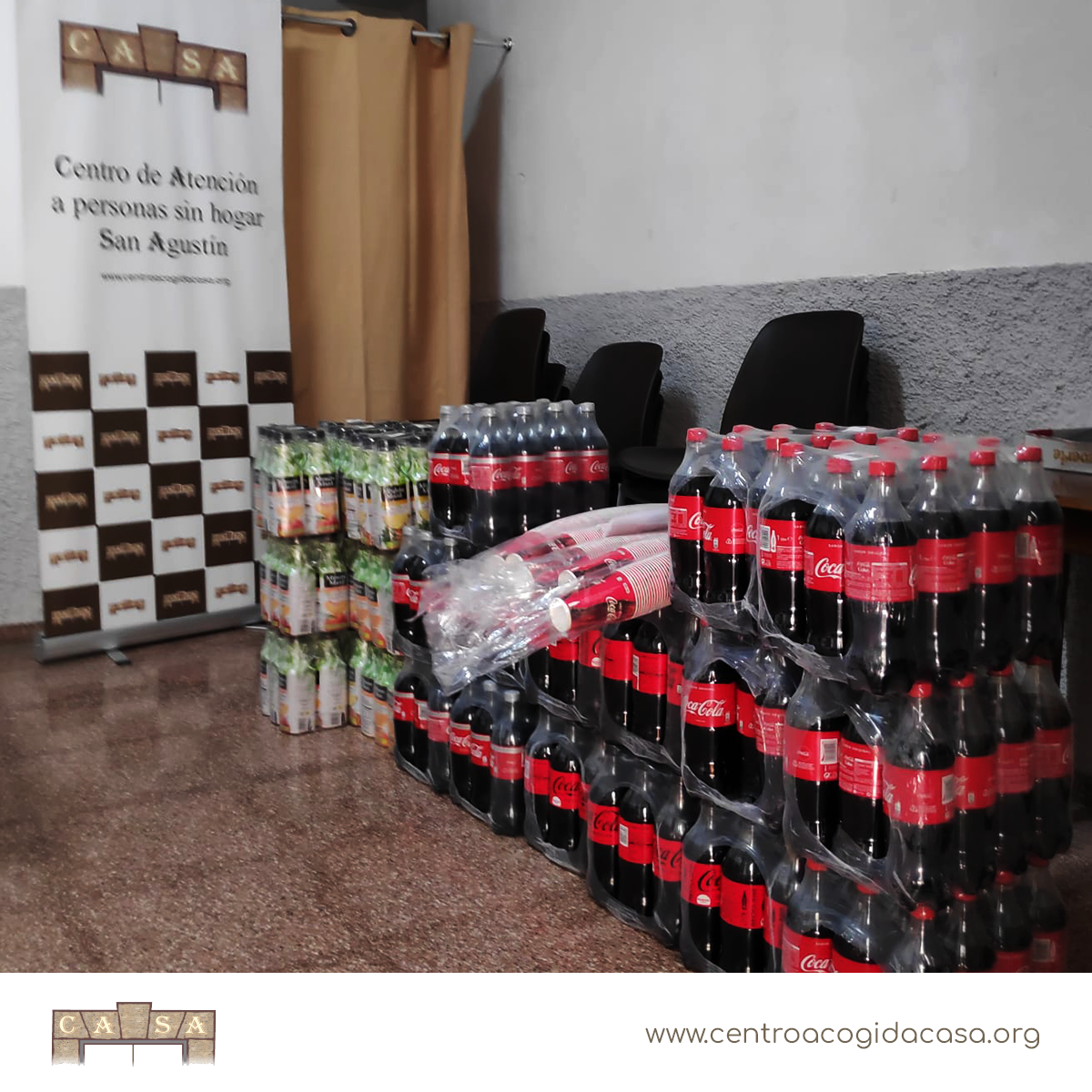 Foto Coca Cola realiza una donación de refrescos al proyecto C.A.S.A.